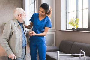 Chez les personnes souffrant d’obésité, tout particulièrement, ou plus âgées, la vitesse de la marche perçue se révèle un indicateur simple et fiable de l’état de santé métabolique (Visuel Adobe Stock 429992570)