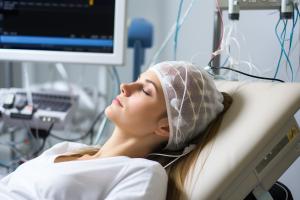 La respiration coordonne les rythmes cérébraux qui permettent la consolidation de la mémoire pendant le sommeil (Visuel Adobe Stock 691971962)