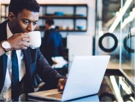 C’est l’une des premières revues à documenter ces bénéfices du café sur la digestion (Visuel Adobe Stock)