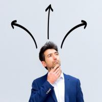 C’est finalement notre capacité à « généraliser » des expériences passées qui est en cause et qui apparaît ici comme une technique de survie primordiale.