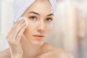 Il s'agit de mieux informer le public sur les ingrédients réellement efficaces dans les produits de soins de la peau (Visuel Fotolia 76194243)