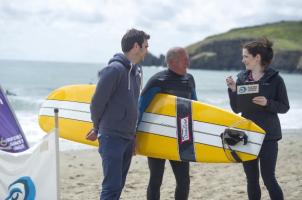 9% des surfeurs sont colonisés par ces bactéries résistantes 