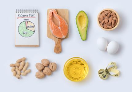Le régime cétogène, un régime riche en graisses et pauvre en glucides peut améliorer considérablement la qualité de vie des personnes atteintes de sclérose en plaques (SEP) (Visuel Adobe Stock 194727928) Le régime cétogène, un régime riche en graisses et pauvre en glucides peut améliorer considérablement la qualité de vie des personnes atteintes de sclérose en plaques (SEP) (Visuel Adobe Stock 194727928)