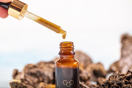 La capacité de la substance à s’insérer dans la membrane cellulaire, contribue à expliquer la puissance de ses effets (Visuel Adobe Stock 353251981) La capacité de la substance à s’insérer dans la membrane cellulaire, contribue à expliquer la puissance de ses effets (Visuel Adobe Stock 353251981)