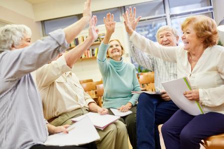 Faire du théâtre en groupe, comme toute autre forme d'art-thérapie est une option possible, efficace à réduire les symptômes d'anxiété et de dépression (Visuel Adobe Stock 3646800159) Faire du théâtre en groupe, comme toute autre forme d'art-thérapie est une option possible, efficace à réduire les symptômes d'anxiété et de dépression (Visuel Adobe Stock 3646800159)