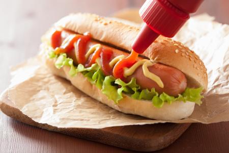 Est-ce via un effet cérébrovasculaire notamment ? Mais la viande rouge et ses produits semblent avoir un effet délétère sur le cerveau (Visuel Adobe Stock 73374113)