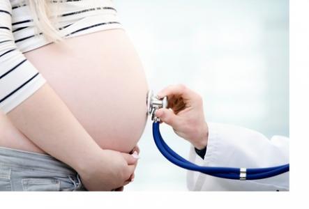 Surveiller la santé cardiaque des femmes après la grossesse est essentiel pour réduire leur risque de futures maladies cardiovasculaires, plus tard dans la vie (Visuel Fotolia 143612354)