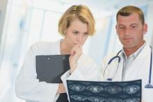 Plus de 60% des femmes qui subissent une mastectomie pour un cancer du sein choisissent la reconstruction mammaire Plus de 60% des femmes qui subissent une mastectomie pour un cancer du sein choisissent la reconstruction mammaire