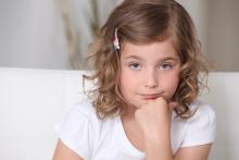 Les enfants critiqués deviennent moins sensibles aux expressions d'émotions Les enfants critiqués deviennent moins sensibles aux expressions d'émotions